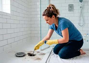 Cómo desatascar la ducha