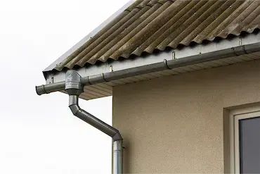 ¿Los Seguros Cubren las Bajantes?