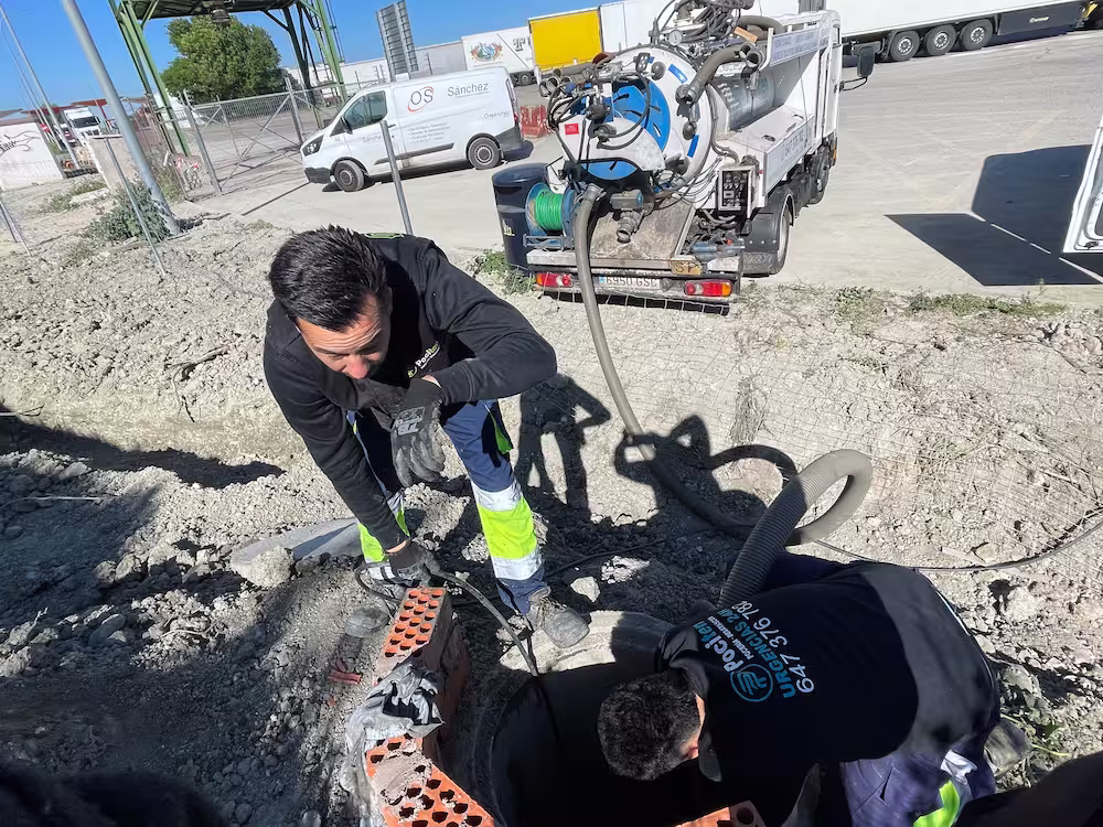 Desatascos, Poceros y Vaciado de Fosas Sépticas en Alpedrete - Pociten